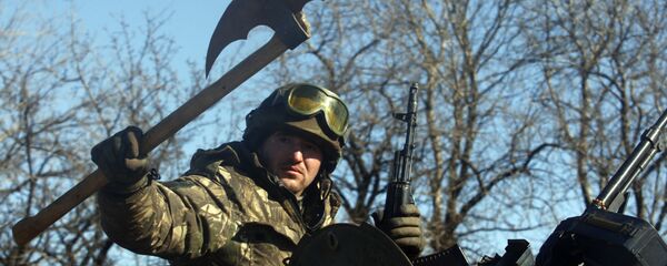 Militar ucraniano - Sputnik Mundo