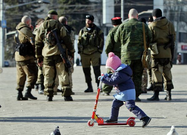 Una relativa calma regresa a Donetsk y Debáltsevo - Sputnik Mundo
