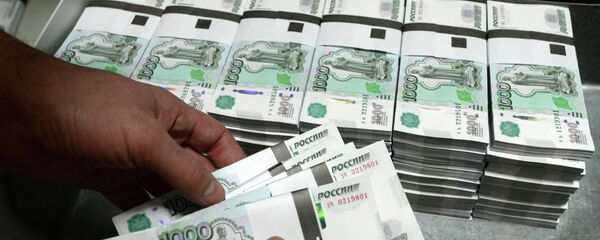 Rublos (imagen referencial) - Sputnik Mundo