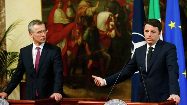 Prensa conjunta de Jens Stoltenberg y Matteo Renzi - Sputnik Mundo
