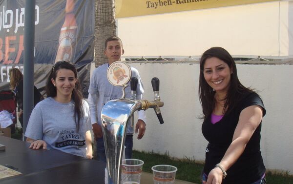 Taybeh 'Oktoberfest' en octubre de 2013 Taybeh 'Oktoberfest' en octubre de 2013 - Sputnik Mundo