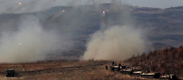 Las maniobras de las unidades de artillería de Rusia en la región de Primorie - Sputnik Mundo
