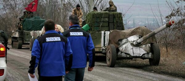 Observadores de la OSCE en Donbás - Sputnik Mundo