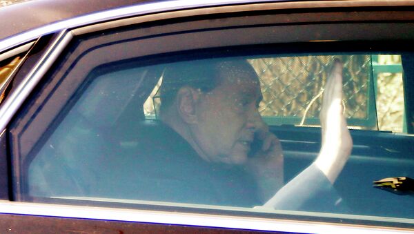 Italy's former Premier Silvio Berlusconi in Cesano Boscone, near Milan, Italy, Friday, March 6, 2015 - Sputnik Mundo