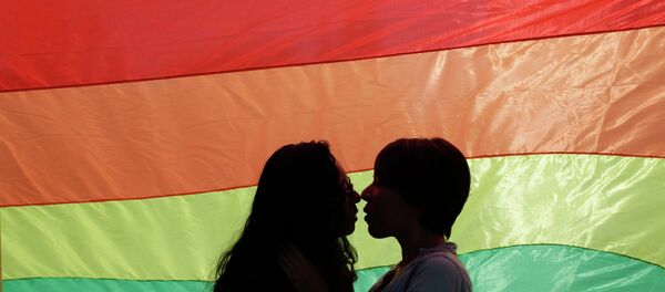 Dos años de la primera boda gay dejan un balance “positivo” en Uruguay - Sputnik Mundo