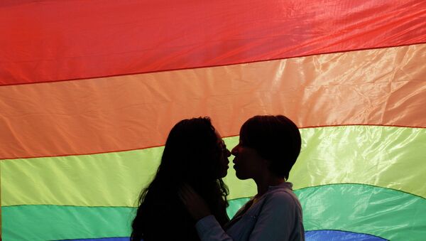 Bandera de LGTBI - Sputnik Mundo