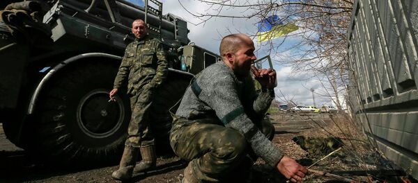 Militares ucranianos en Donbás - Sputnik Mundo