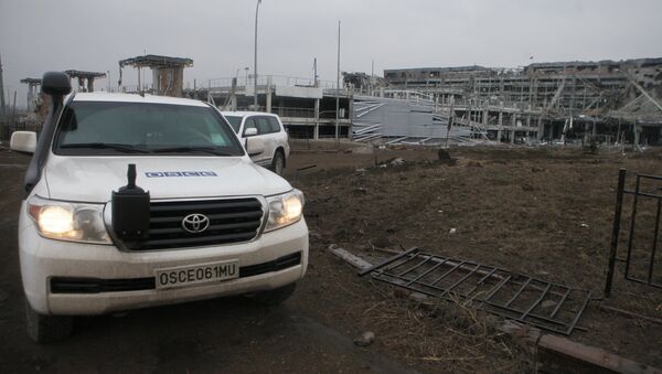 Coches de la OSCE en Donetsk - Sputnik Mundo