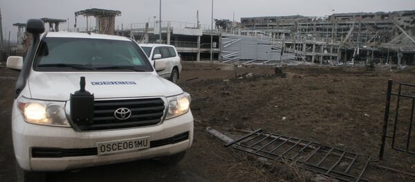 Coches de la OSCE en Donetsk - Sputnik Mundo
