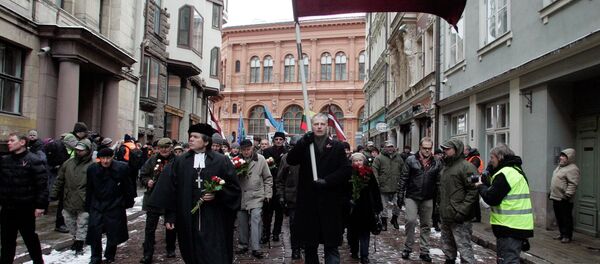 Marcha de los veteranos de las Waffen SS en Riga (archivo) Marcha de los veteranos de las Waffen SS en Riga (archivo) - Sputnik Mundo