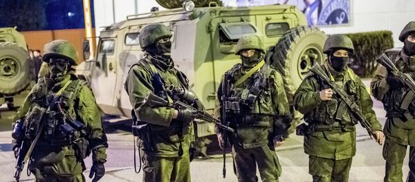Militares rusos en Sevastópol, Crimea - Sputnik Mundo