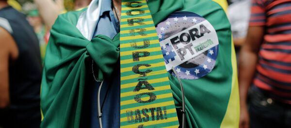 ¡Corrupción basta! ¡Corrupción basta! - Sputnik Mundo