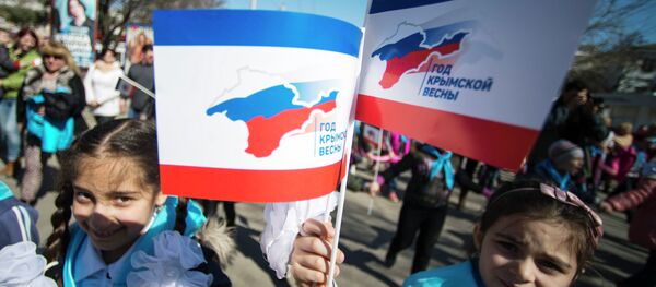 Празднование годовщины Крымской весны в Симферополе - Sputnik Mundo