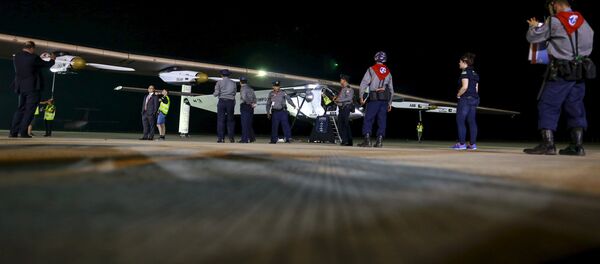 El avión Solar Impulse 2 hace escala en Myanmar dentro de su vuelta al mundo - Sputnik Mundo