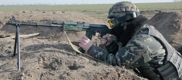 Militar ucraniano (archivo) - Sputnik Mundo