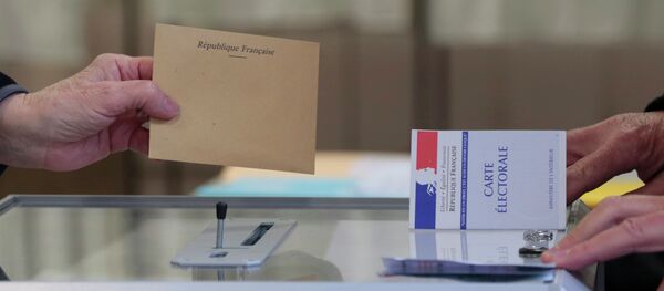 Las elecciones regionales en Francia muestran un sistema político tripolar, cree un experto - Sputnik Mundo