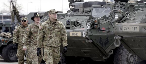 Militares estadounidenses en Estonia - Sputnik Mundo