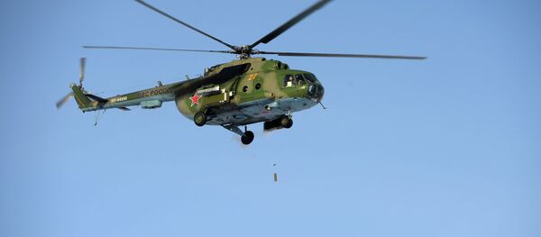 Un helicóptero Mi-8 (archivo) - Sputnik Mundo