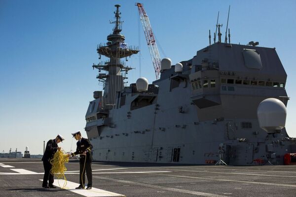 Portahelicópteros Izumo, el gigante de la Armada japonesa - Sputnik Mundo