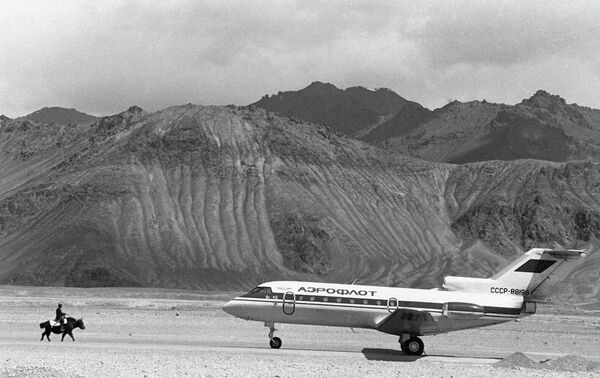 Aviones de la serie Yak, leyenda de la aviación rusa - Sputnik Mundo