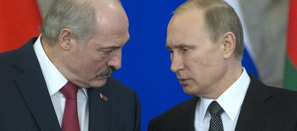 Presidente de Bielorrusia, Alexandr Lukashenko, presidente ruso, Vladímir Putin (Archivo) - Sputnik Mundo