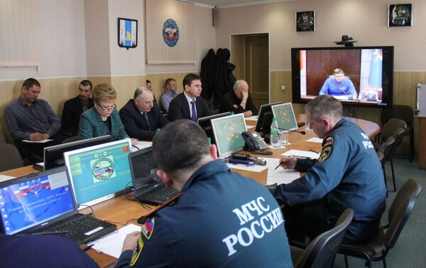 Operación de rescate en la zona del naufragio del pesquero ruso en el mar de Ojotsk - Sputnik Mundo