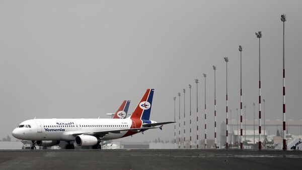 Aeropuerto internacional de Saná - Sputnik Mundo