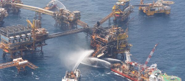 Contratistas causan mayoría de accidentes petroleros, dice un ex director de Pemex - Sputnik Mundo