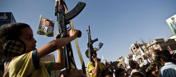 Hasta un tercio de los combatientes en Yemen serían niños, estima la Unicef - Sputnik Mundo