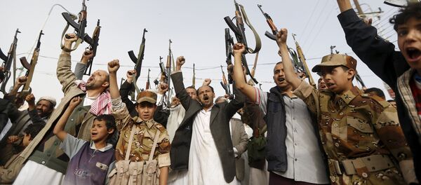 Combatientes hutíes - Sputnik Mundo