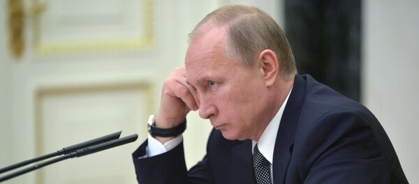 Президент РФ В.Путин провел совещание с членами правительства РФ Президент РФ В.Путин провел совещание с членами правительства РФ - Sputnik Mundo