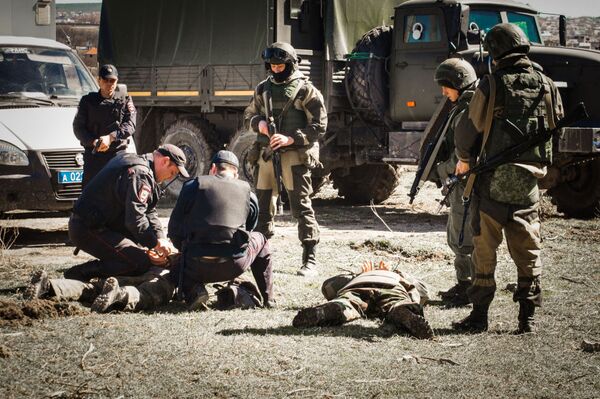 Ejercicios de las Tropas del Interior de Rusia - Sputnik Mundo