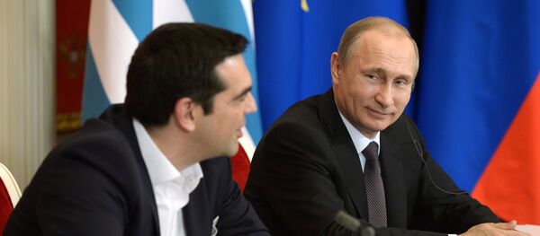 Primer ministro de Grecia, Alexis Tsipras y presidente de Rusia, Vladímir Putin - Sputnik Mundo