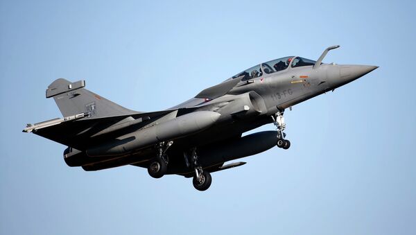 Сaza Rafale de la Fuerza Aérea de Francia - Sputnik Mundo