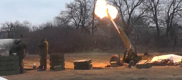 Un año de operación militar en Donbás - Sputnik Mundo