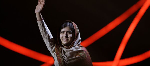 Malala Yousafzai, activista paquistaní - Sputnik Mundo