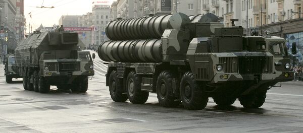 Sistemas de misiles antiaéreos S-300 - Sputnik Mundo