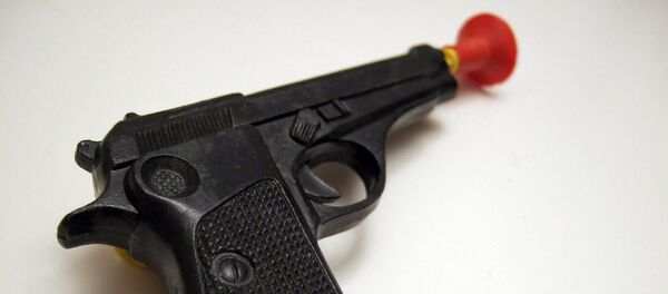 Rusia quiere vetar armas de juguete Rusia quiere vetar armas de juguete - Sputnik Mundo