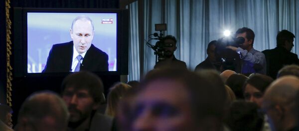 Sesión de preguntas y respuestas de Vladímir Putin Sesión de preguntas y respuestas de Vladímir Putin - Sputnik Mundo