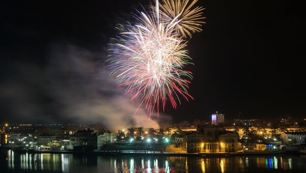 Celebracciones del aniversario de la incorporación de Crimea a Rusia en la ciudad de Sebastopol - Sputnik Mundo