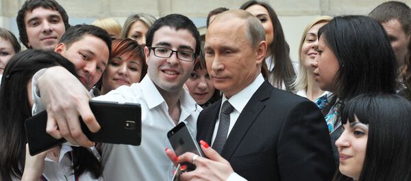 Putin afirma que se siente parte del pueblo Putin afirma que se siente parte del pueblo - Sputnik Mundo