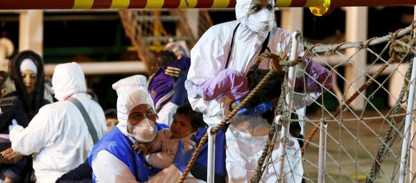 La UE no asume su responsabilidad en accidentes como el de Lampedusa - Sputnik Mundo