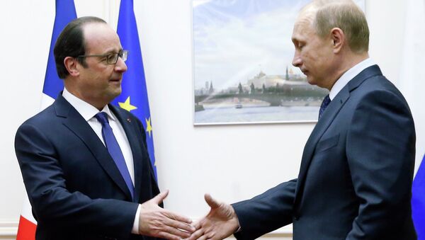 Presidente de Francia, François Hollande y presidente de Rusia, Vladímir Putin (archivo) Presidente de Francia, François Hollande y presidente de Rusia, Vladímir Putin (archivo) - Sputnik Mundo