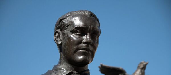 Estatua de Federico García Lorca en Madrid - Sputnik Mundo