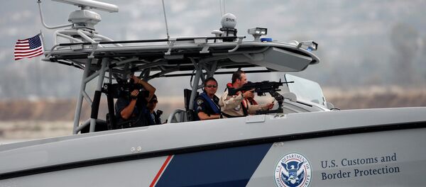 The newest United States Custom and Border Protection agency speedboat - Sputnik Mundo