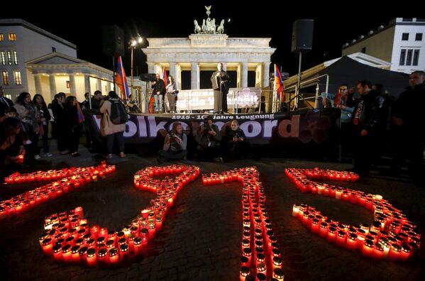 Velas en memoria de las víctimas del genocidio armenio - Sputnik Mundo