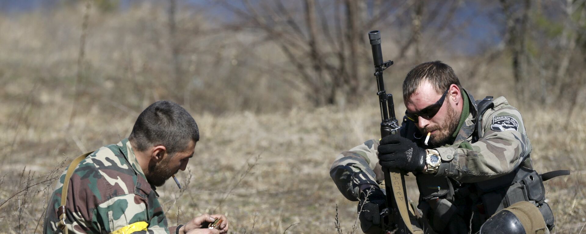 Members of the Ukrainian Defence Ministry's assault battalion Aydar have a rest during a military drill near Zhytomyr April 9, 2015.  - Sputnik Mundo, 1920, 17.03.2022