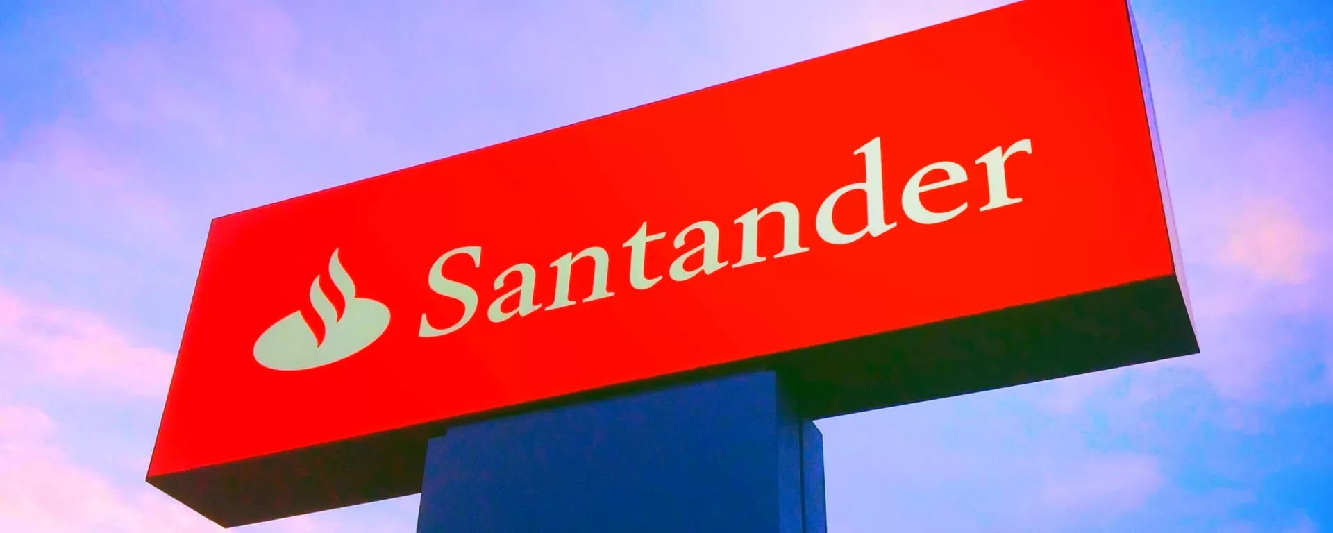 Logo del Banco Santander Logo del Banco Santander - Sputnik Mundo, 1920, 04.11.2023