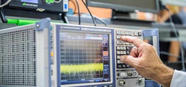 Foto de la apertura de una producción conjunta KRET con la Rohde & Schwarz - Sputnik Mundo