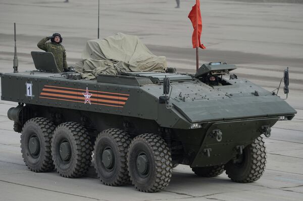 Transporte blindado con ruedas Bumerang - Sputnik Mundo